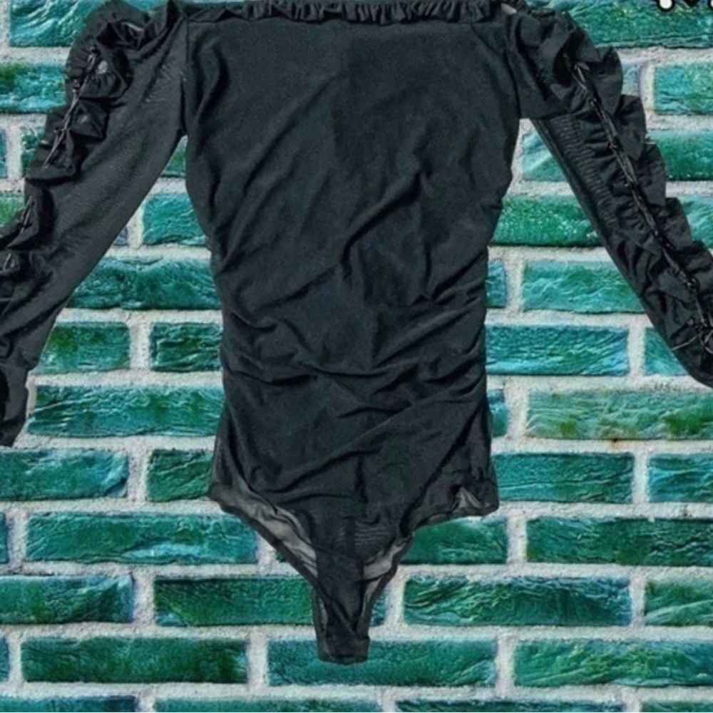 PRETTY LITTLE THING 💫BLACK MESH FRILL TOP EDGE BODYSUIT💫 SIZE 6 WOMENS